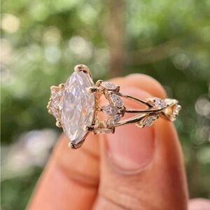 Cubic Zirconia engagement ring size 7